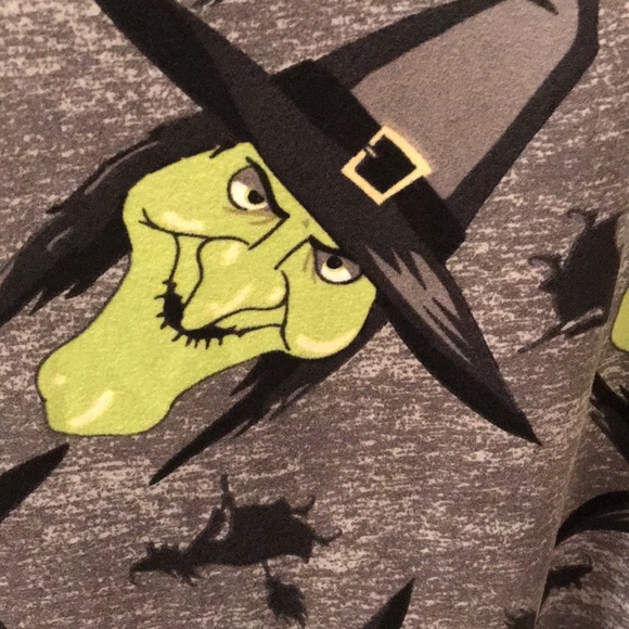 Witches dress/gown NWT - Picture 2 of 5